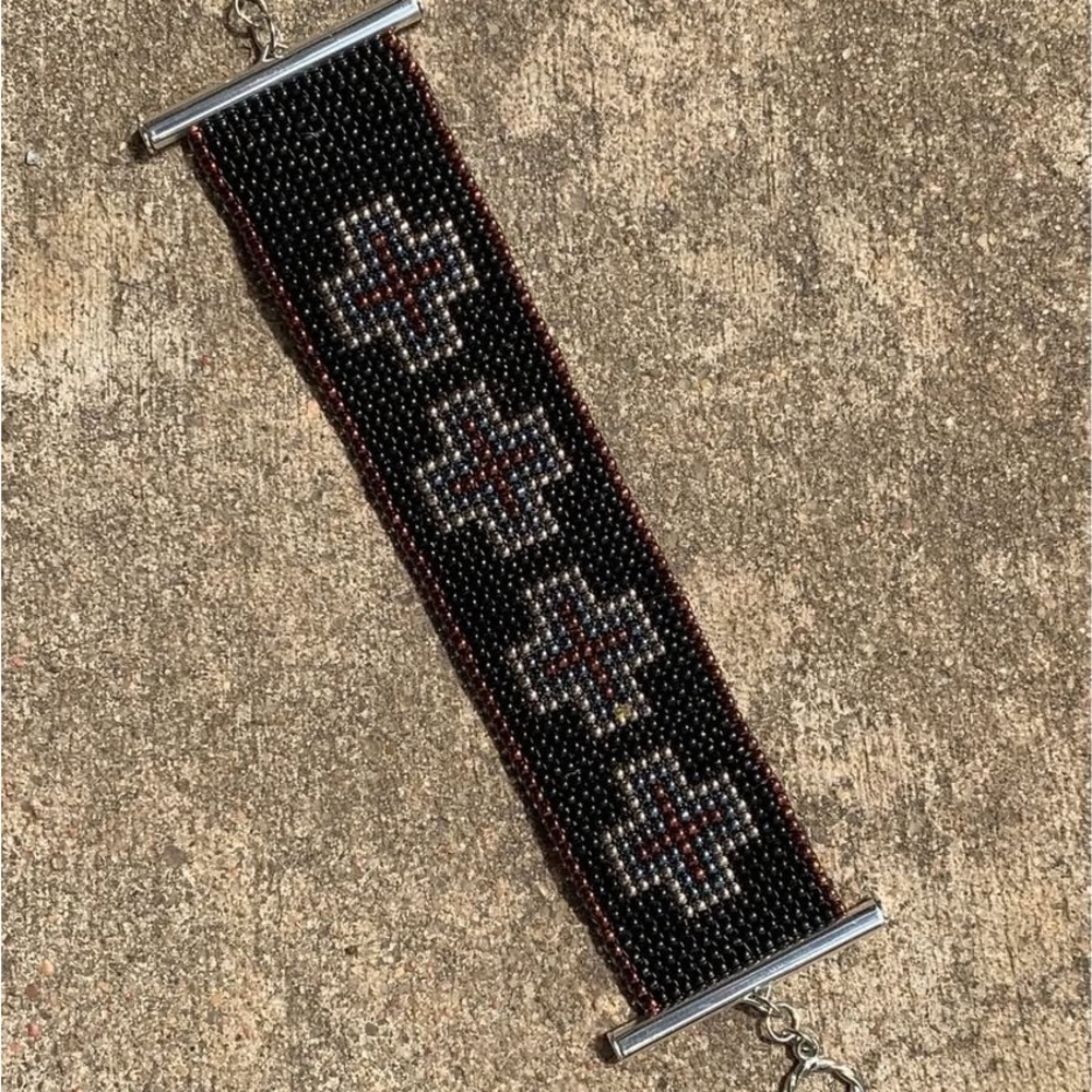 NWOT Handmade ‘Cross’ Seed Bead Cuff Bracelet - 6.5”